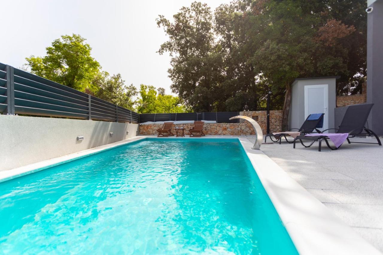 Atena Zaton 2 Apartment Nin Luaran gambar