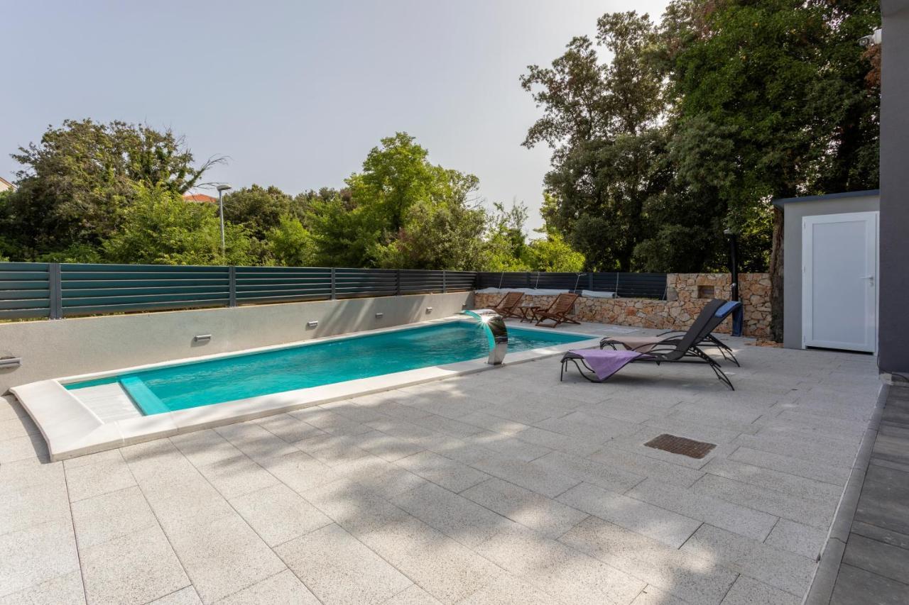 Atena Zaton 2 Apartment Nin Luaran gambar