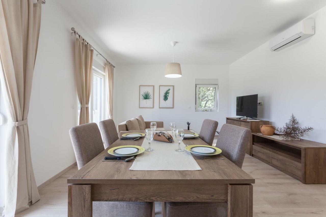 Atena Zaton 2 Apartment Nin Luaran gambar