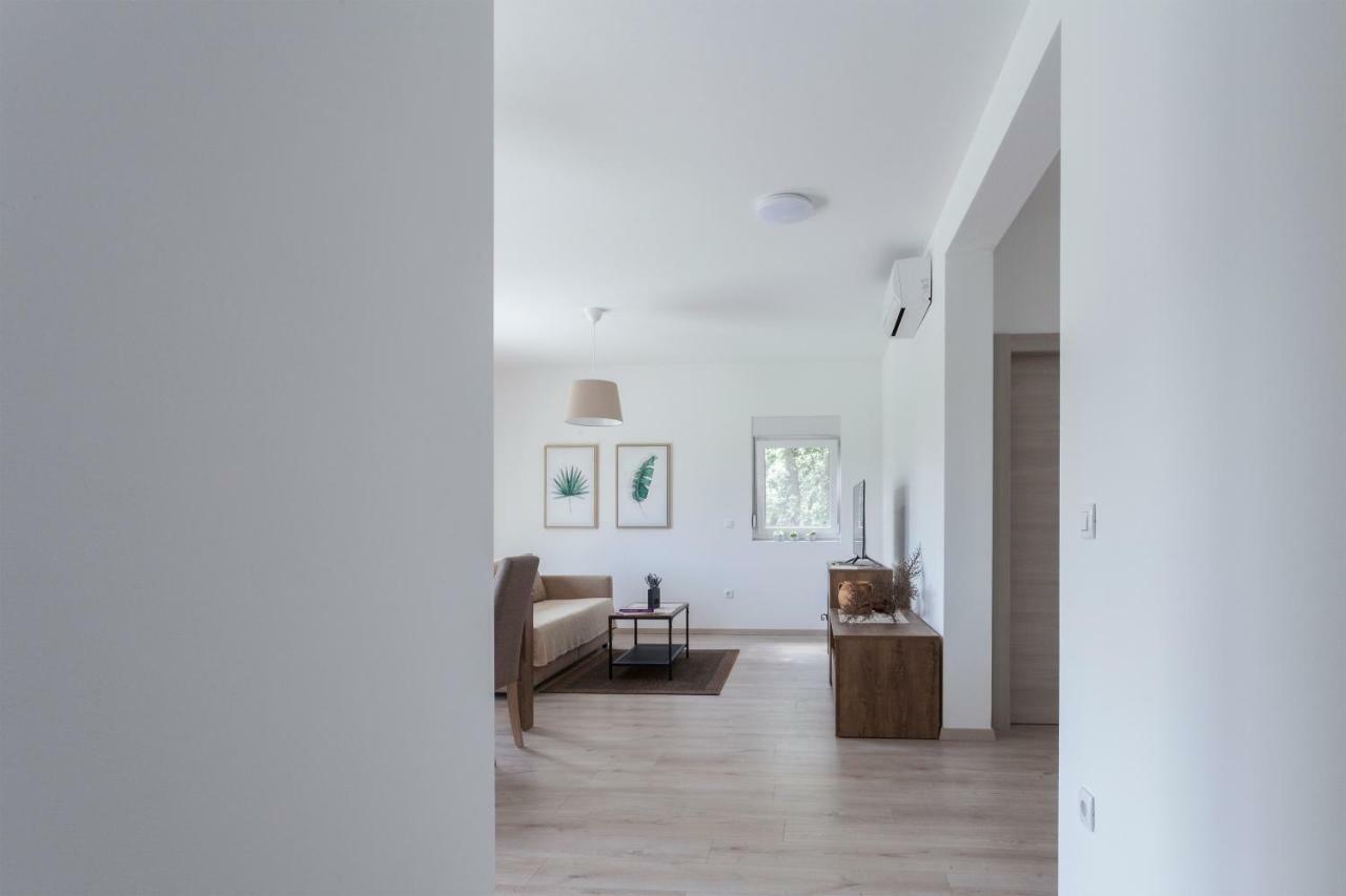 Atena Zaton 2 Apartment Nin Luaran gambar